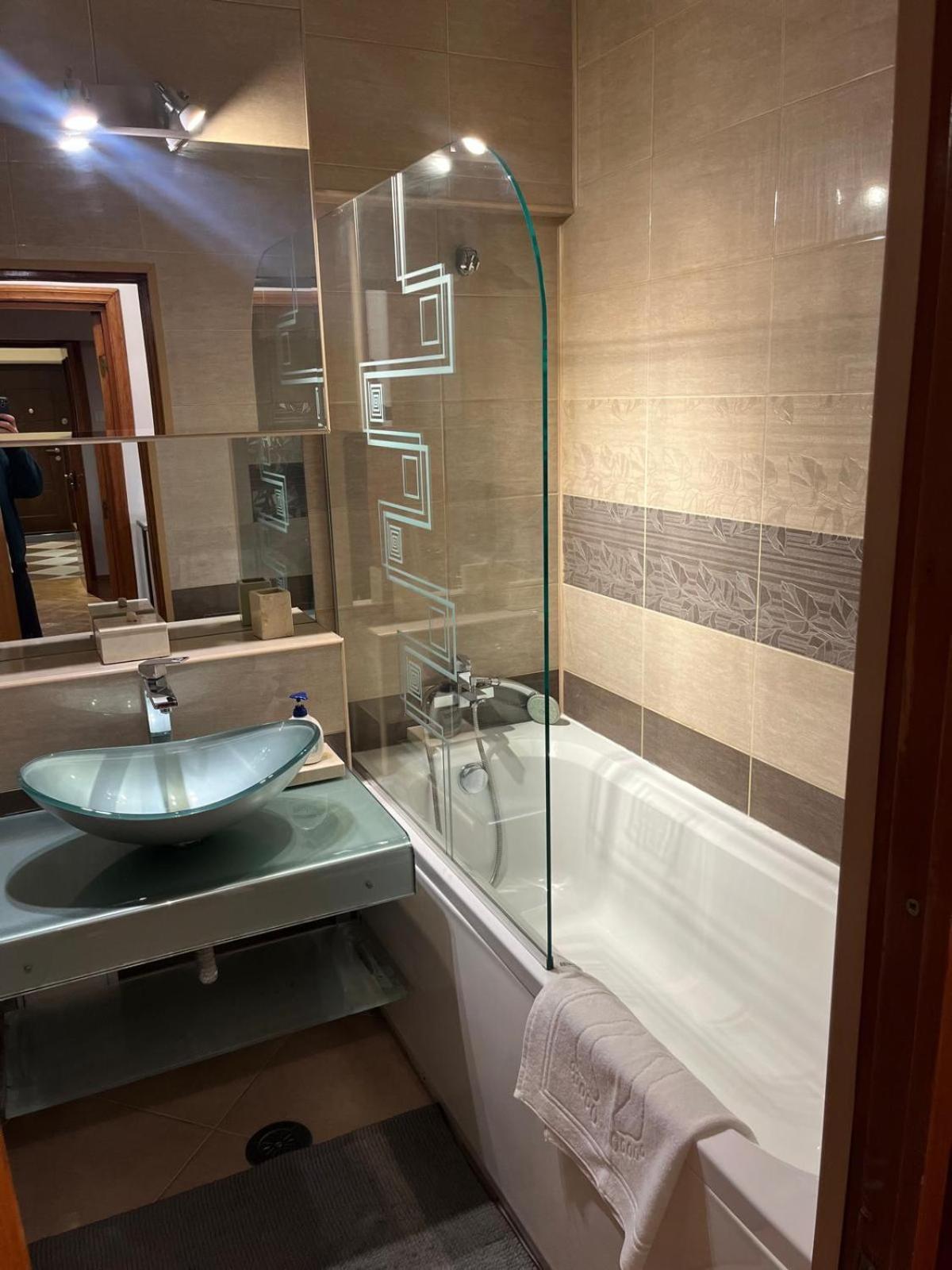 Romana 100 Sqm Deluxe Apartament Bucureşti Exterior foto